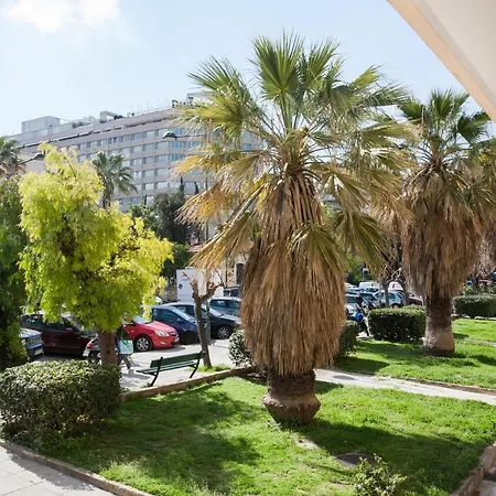 Discover Center By Foot, From Bright 1bdr! Apartment Athens